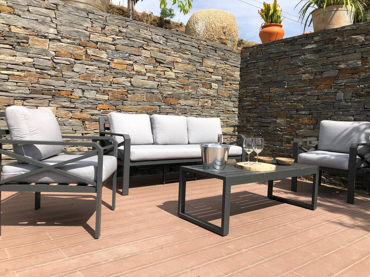 ef0551f1-ead7-4948-8a73-1e855c0464e9